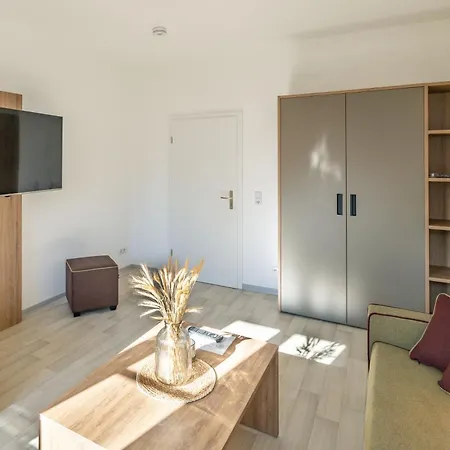 Gsw Gaestewohnungen Karl-marx-strasse 42 גובן