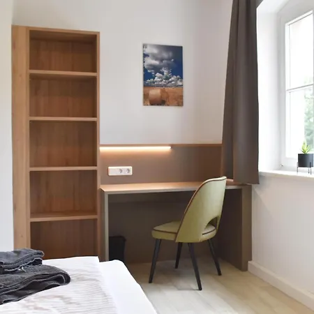 شقة Gsw Gaestewohnungen Karl-marx-strasse 42 غوين