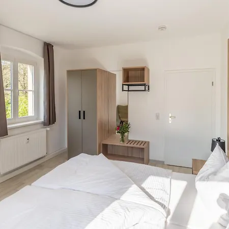 Gsw Gaestewohnungen Karl-marx-strasse 42 Apartment *